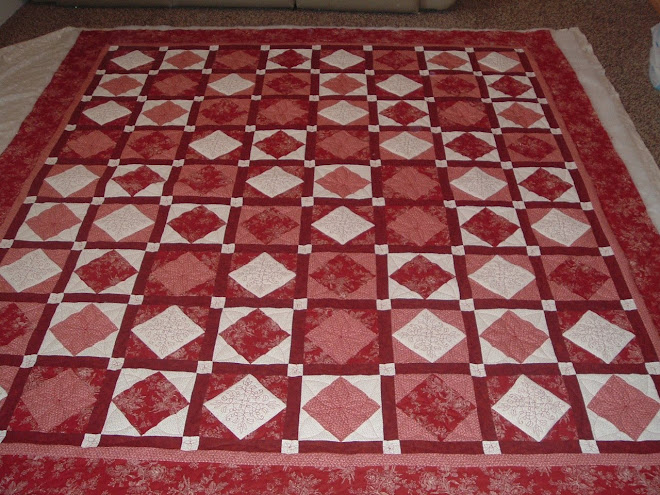 Red N Cream Squares