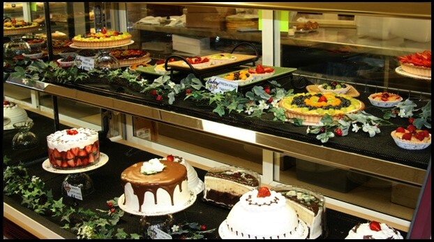 bakery cakes