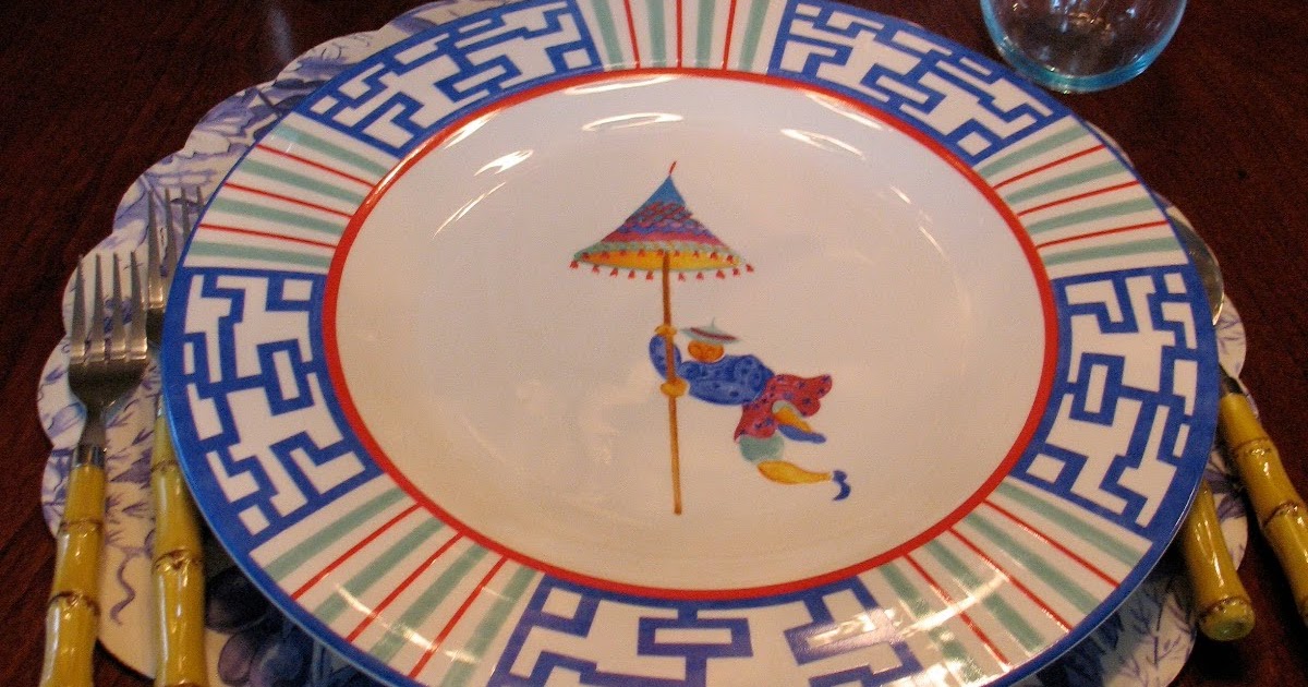 Chinoiserie Chic Red, White, and Blue Chinoiserie