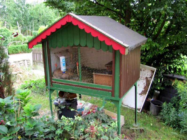 Gartenarbeit Ideen Ein Kaninchenstall für den Garten