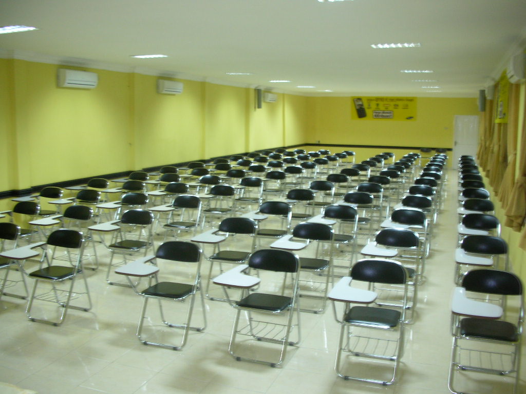 [Aula+Tengah+a.JPG]