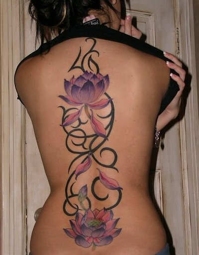However most males use flower tattoos as more of a compliment to an existing