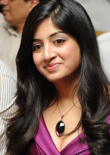 Poonam Kaur latest hot purple photoshoot, Poonam Kaur stills