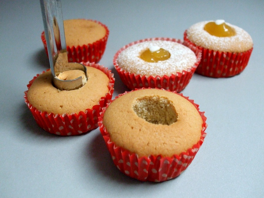 Tomato&Basil Lemon Curdelicious Cupcakes