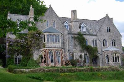 [Front+MW+smaller.jpg]