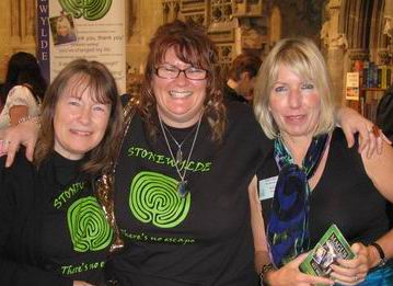 [Lisa+&+Willow+cropped.jpg]