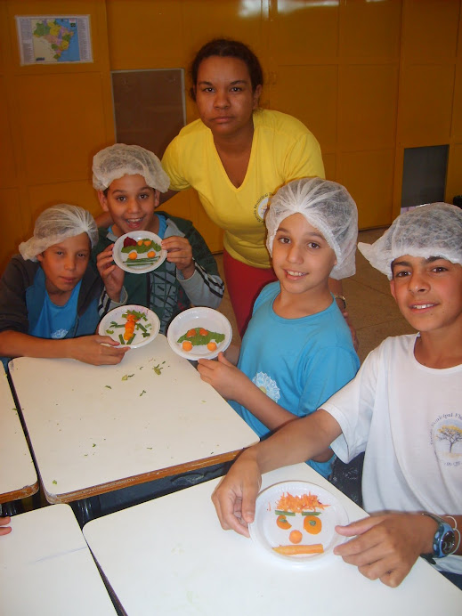 trabalhando com receitas saudáveis em sala