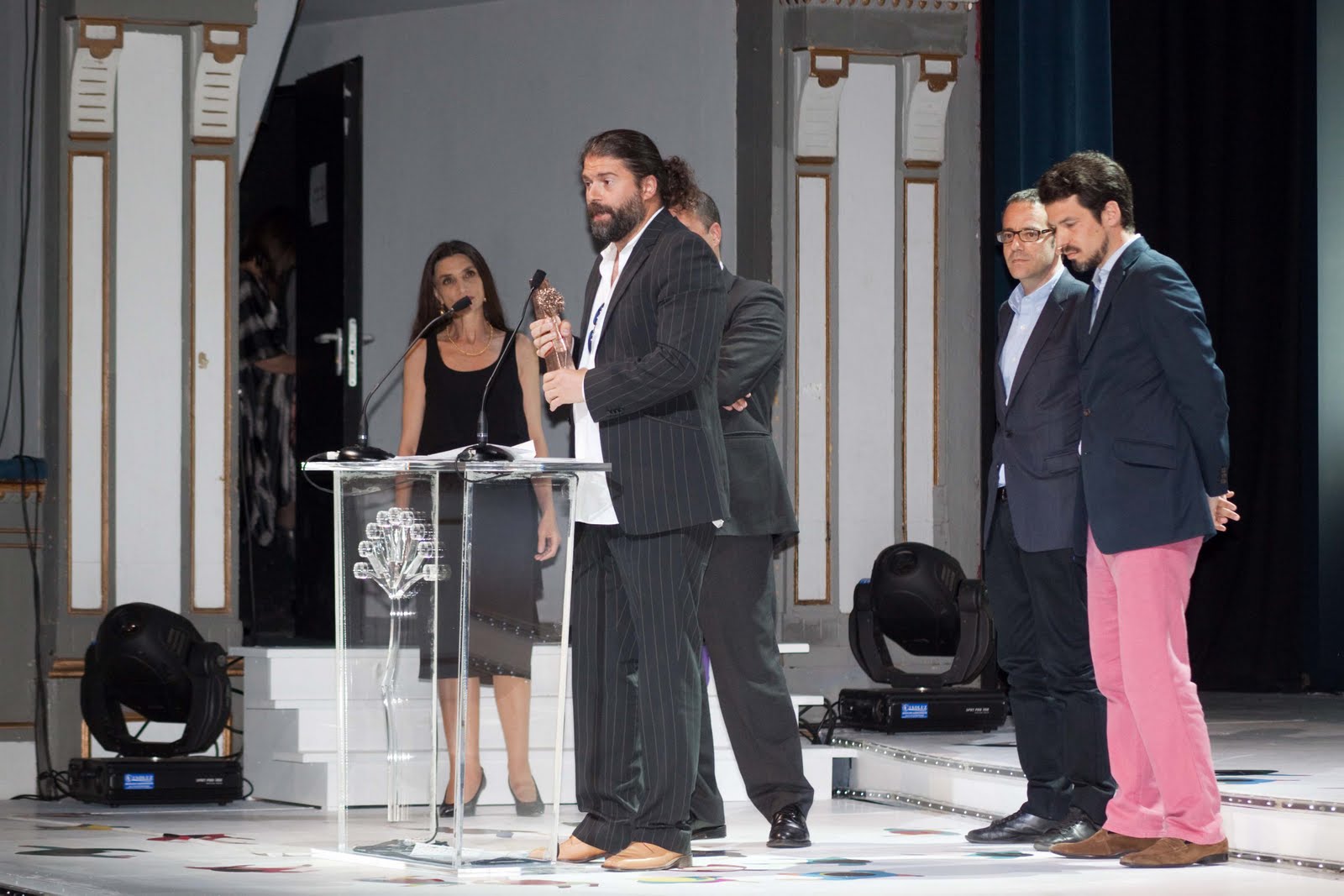 el blog de miyoespectador.com: Clausura y alfombra roja en imagenes