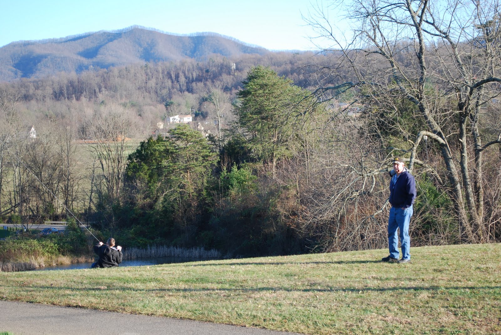 [2009DecemberFlyingKitesUncleDean+011.jpg]