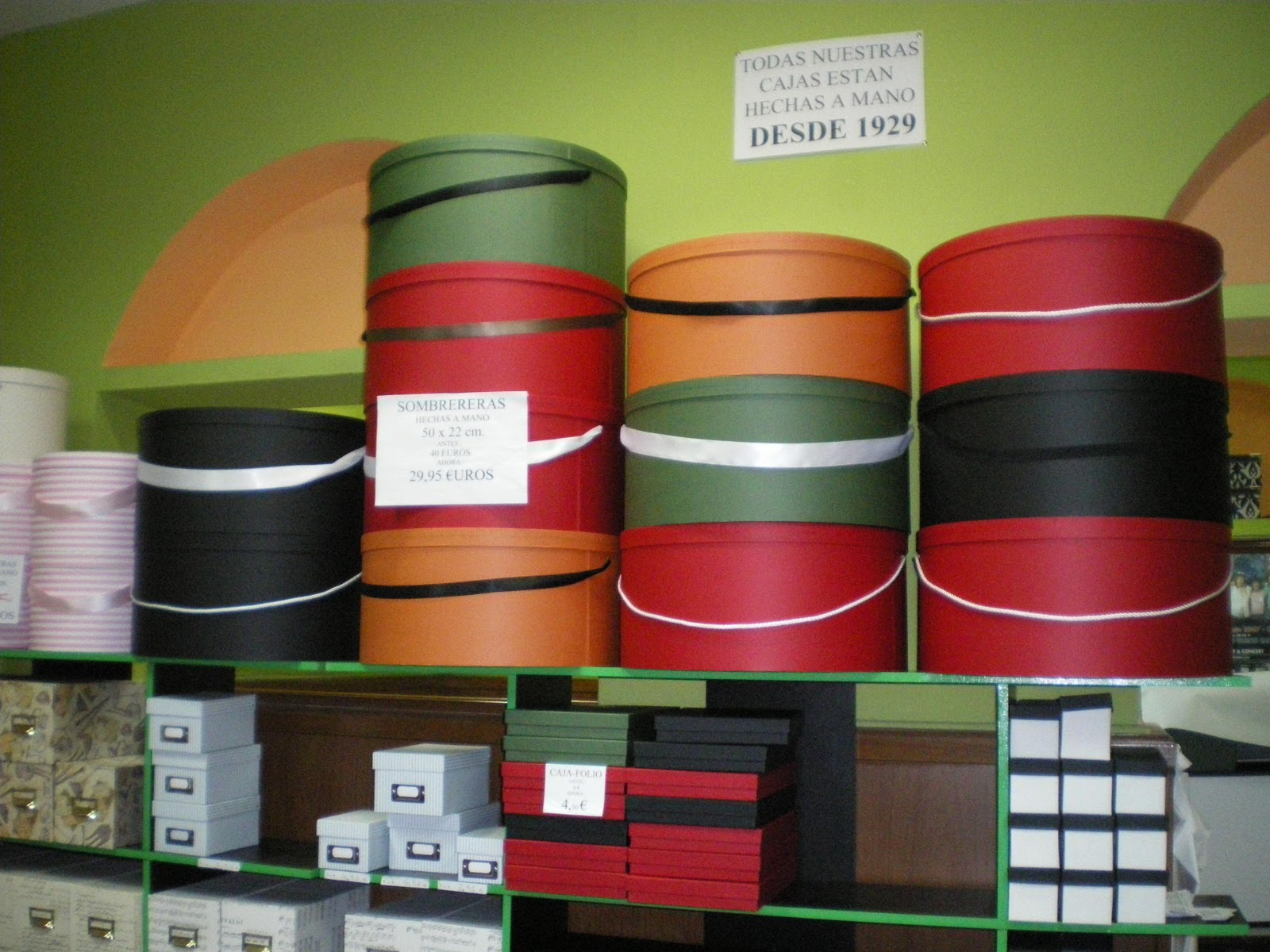 Cajas de Cartón a Medida: Sombrereras