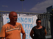 I lavoratori BLIZTILES di Bonedeno di Gonzaga presidiano la fabbrica contro i licenziamenti
