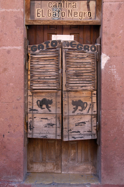 La Puerta Pequena