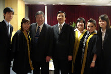 With Tun Ling, YB Liow (Health Minister), Pearly and 3 Utar singers