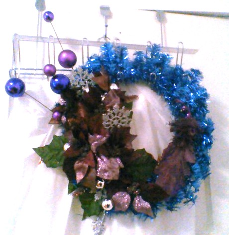 [holiday wreath.jpg]