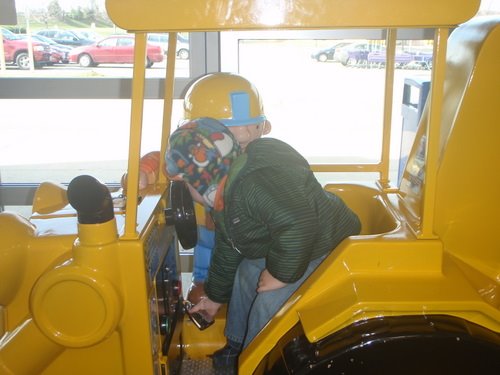 [bobthebuilderrideontoy.JPG]