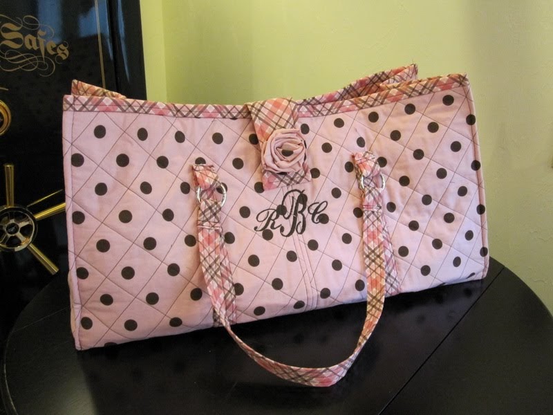 Goat Feathers How to make a Cricut Bag