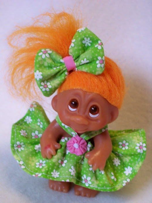 #T3 Retro Lime Daisy Troll Doll Dress and Hairbow
