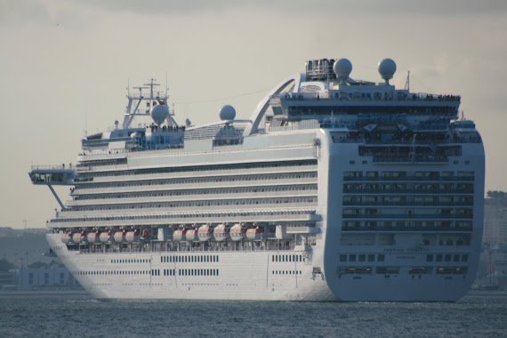 emerald princess - lisbon - 13OUT08