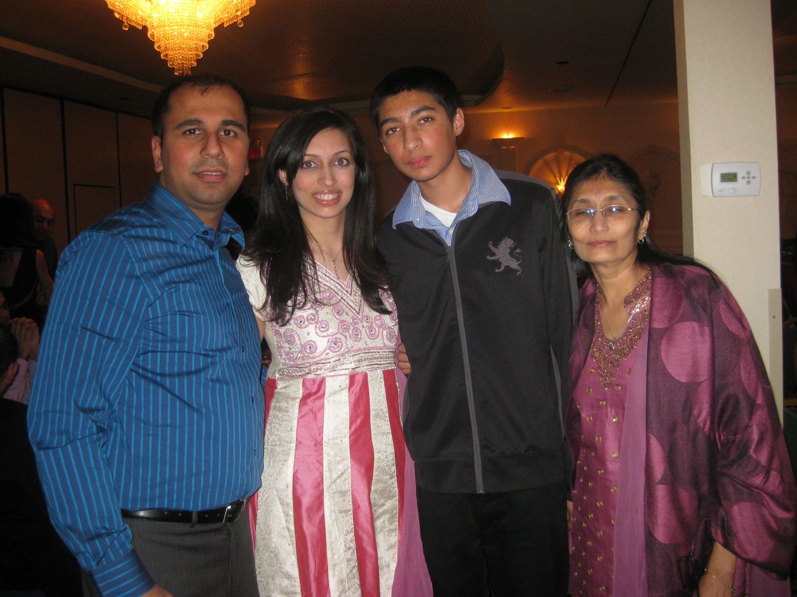 [IMG_2647.JPG]