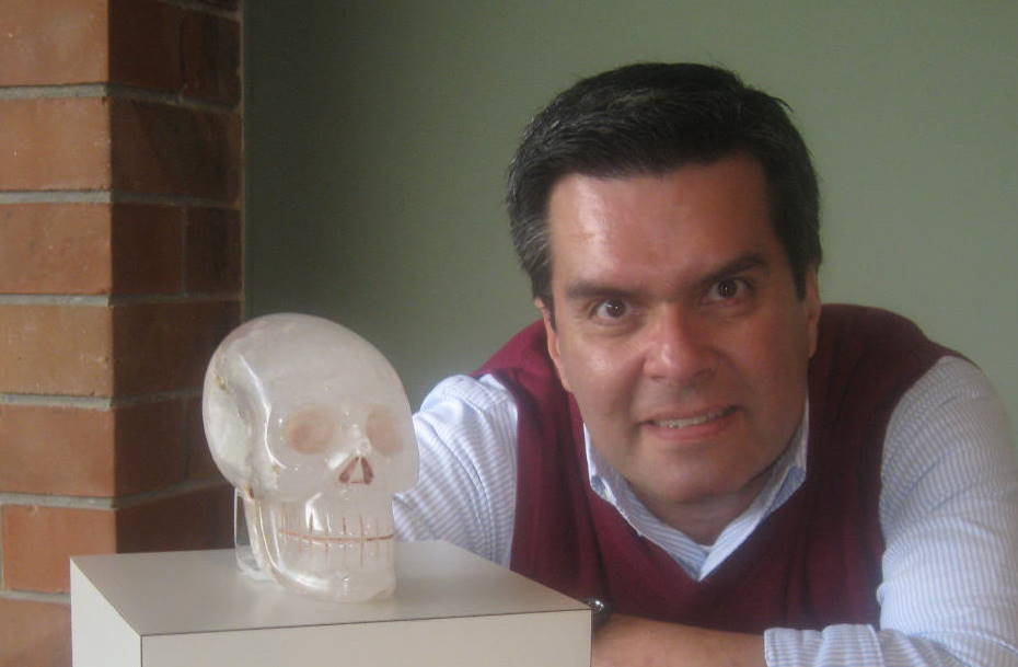 [080617,+luis+figueroa+calavera+de+cristal.JPG]