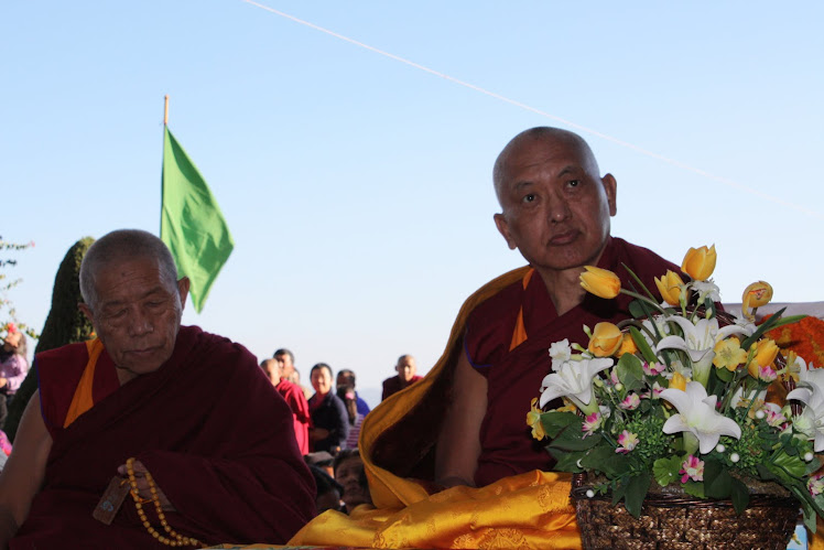 Lama Lundrup et Lama Zopa Rinpoché, mes deux Lamas.