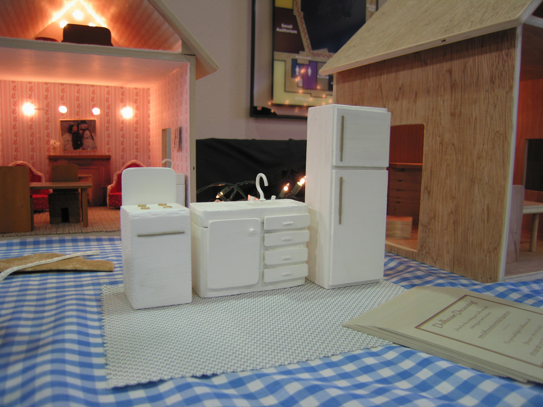 [craft+fair+dollhouse+kitchen+set.jpg]