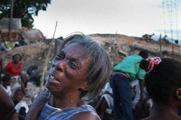 Ajuda aos vitimados do sismo do Haiti