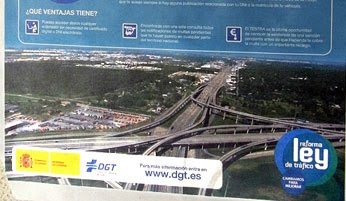 foto del scalextric que acompaña la nueva campaña de la DGT foto del scalextric que acompaña la nueva campaña de la DGT