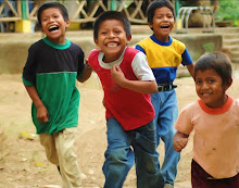 Niños de la Finca,     "Children from the Farm"