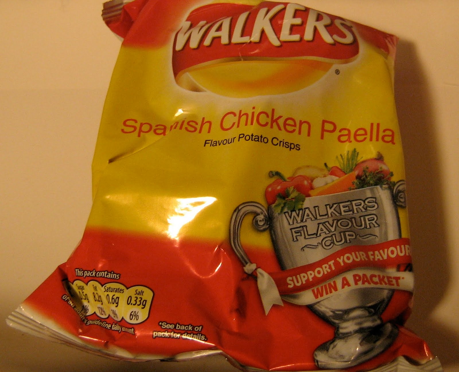 Cuisine Around the World Walkers Spanish Chicken Paella Crisps