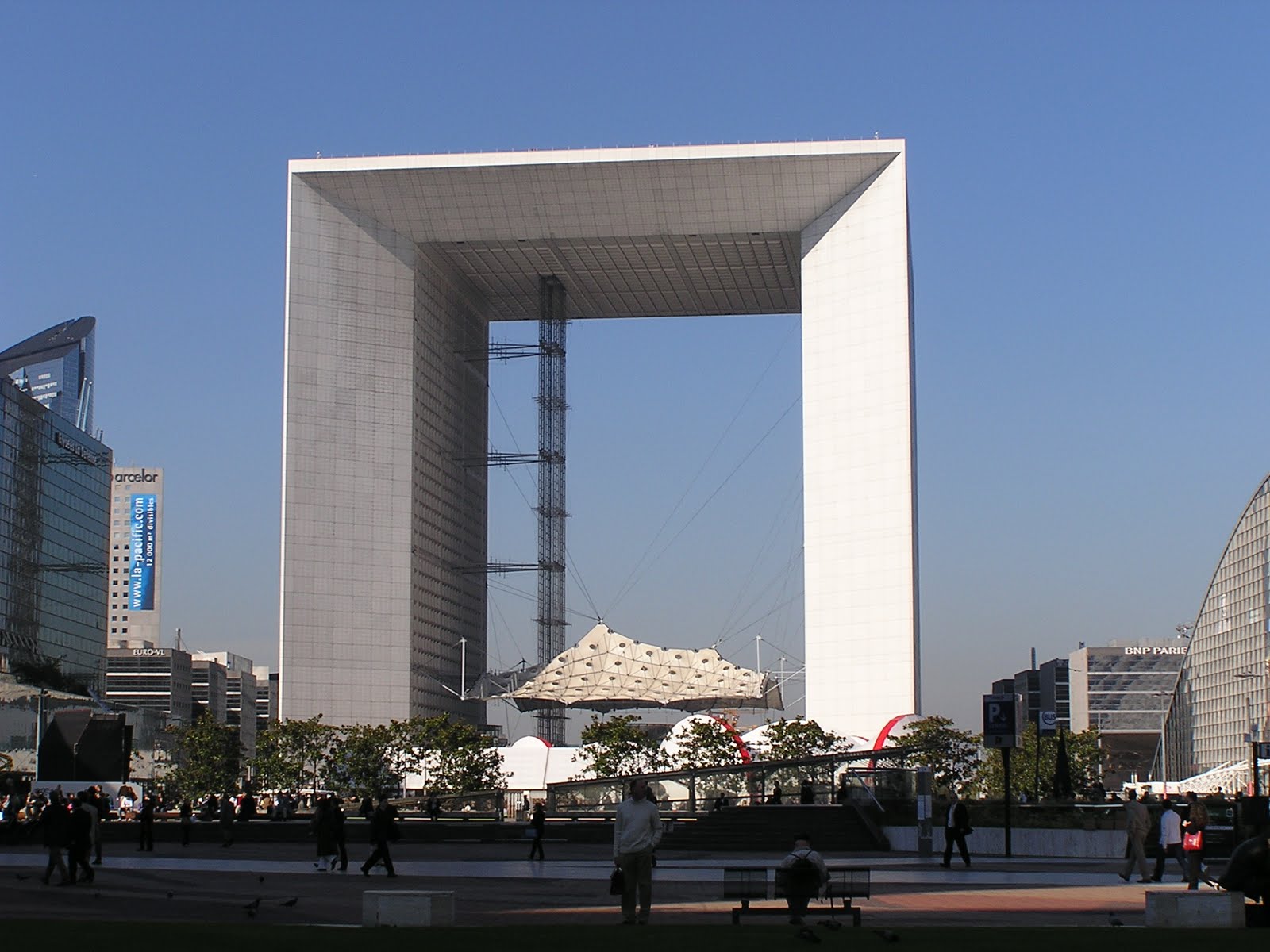 [PA100297.JPG]
