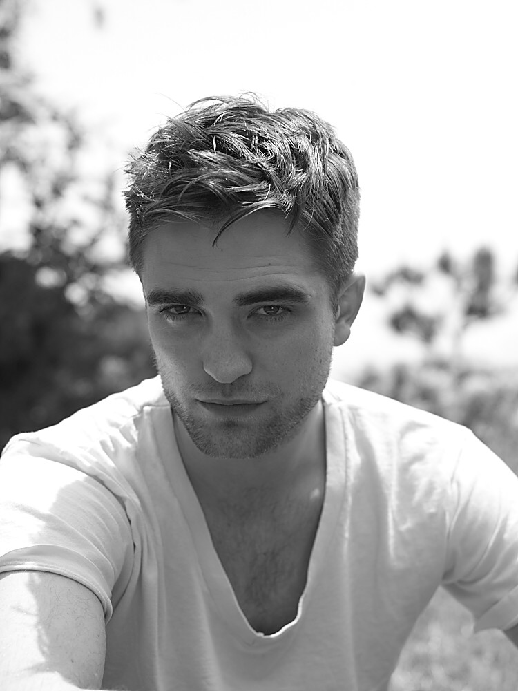 Robert Pattinson News: Ready