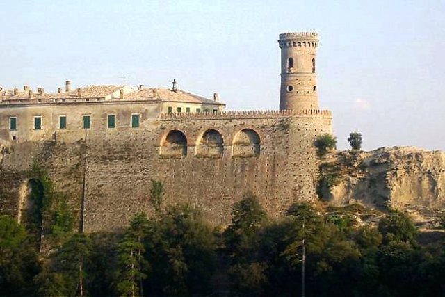 Storia di Scandale Caccuri