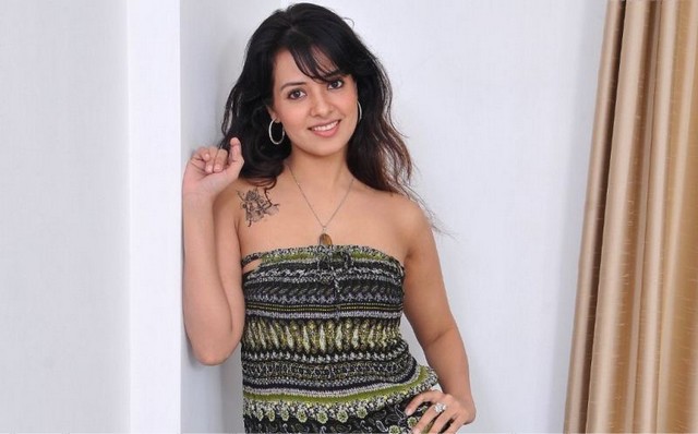 saloni hot images