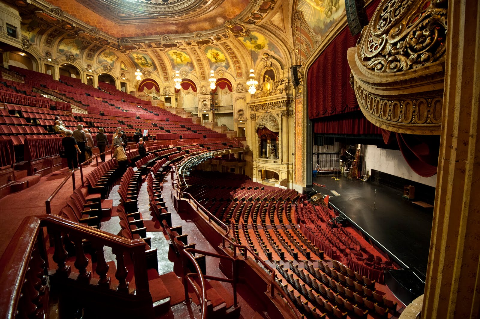 Shot of the Day: Chicago Theater from the Inside