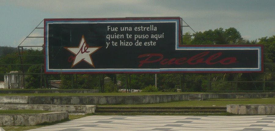 [cartel-publicitario-cuba-4.jpg]