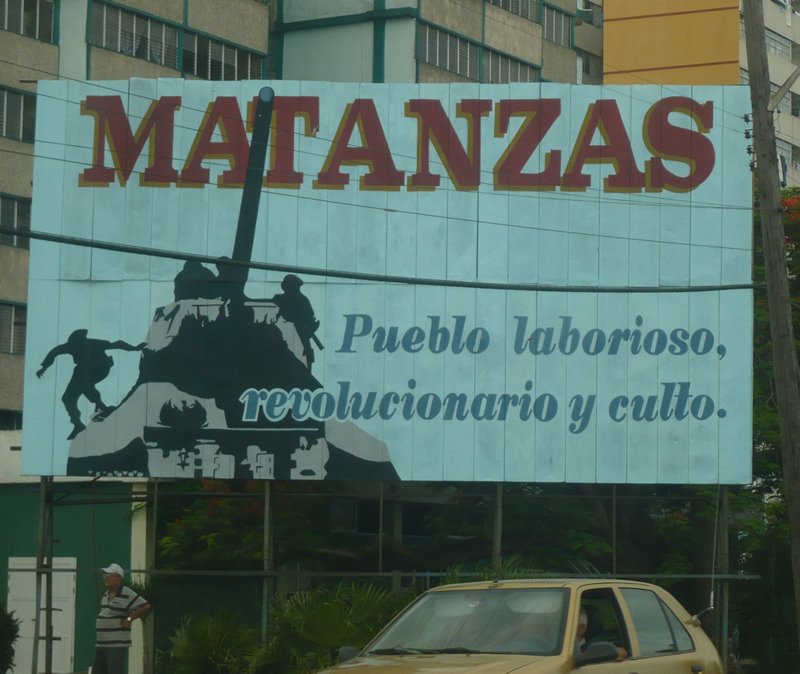 [cartel-publicitario-cuba-2.jpg]