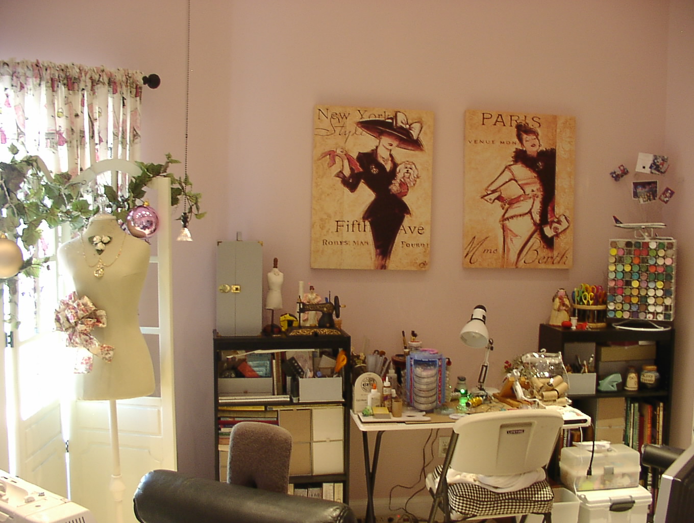 Out Of Order [ Dream On Sewing Room ]