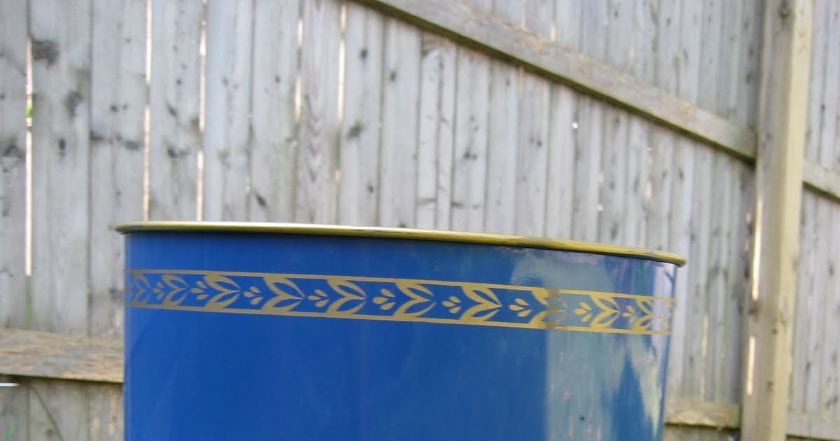 Tiptoethrough DIY trash can makeover