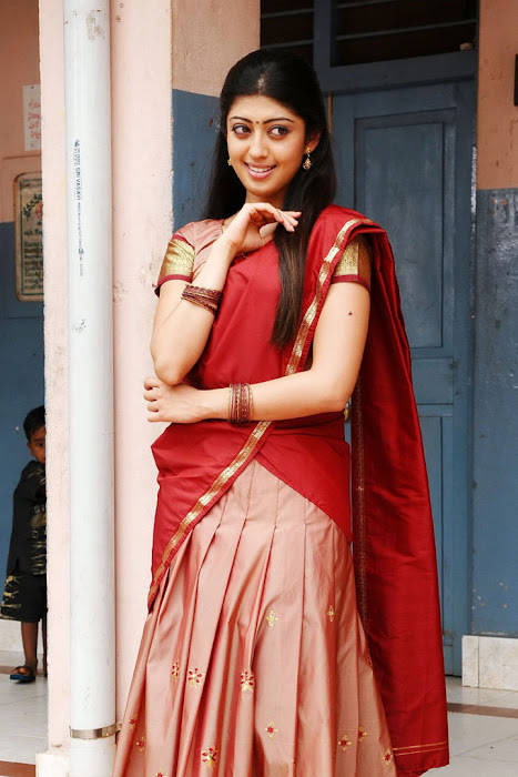 praneetha loks in half sareebava movie glamour  images