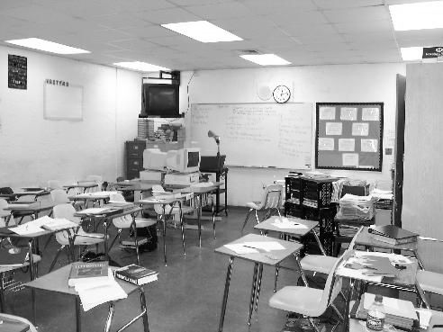 [492_Miami_JSHS_50_Classrooms_2.JPG]
