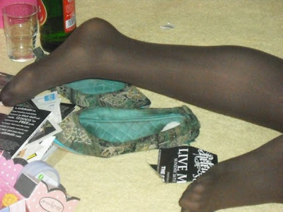 Candid tights on UK women pantyhose to some of you