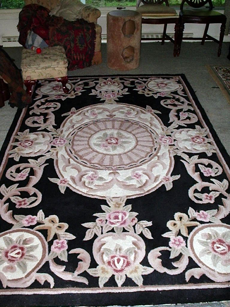 [BlackChineseWoolRug_LR.jpg]