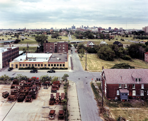 [viewofthe194dwntndet.jpg]