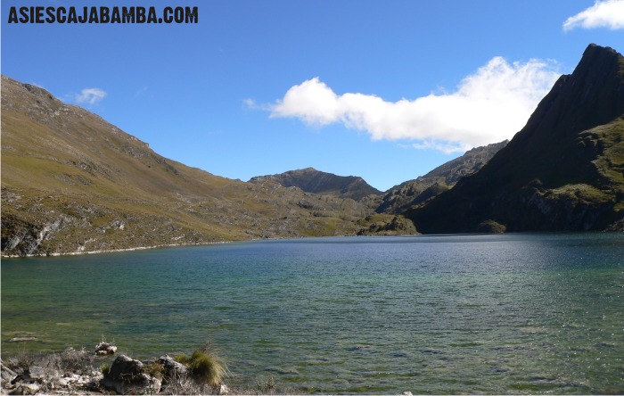 Laguna Quengococha o Laguna Torcida - Cajabamba