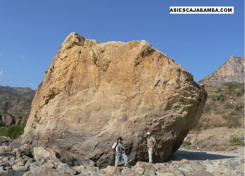 Piedra Caballera en el caserío de Chirimoyo - Cajabamba