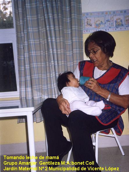 [Tomando+leche+de+mamÃ¡.JPG]