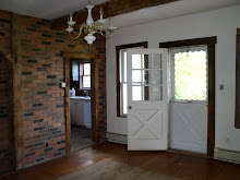 Front room leading to kitchen