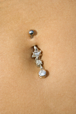 [Belly_Piercing.jpg]