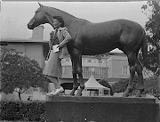 Statue of Seabiscuit